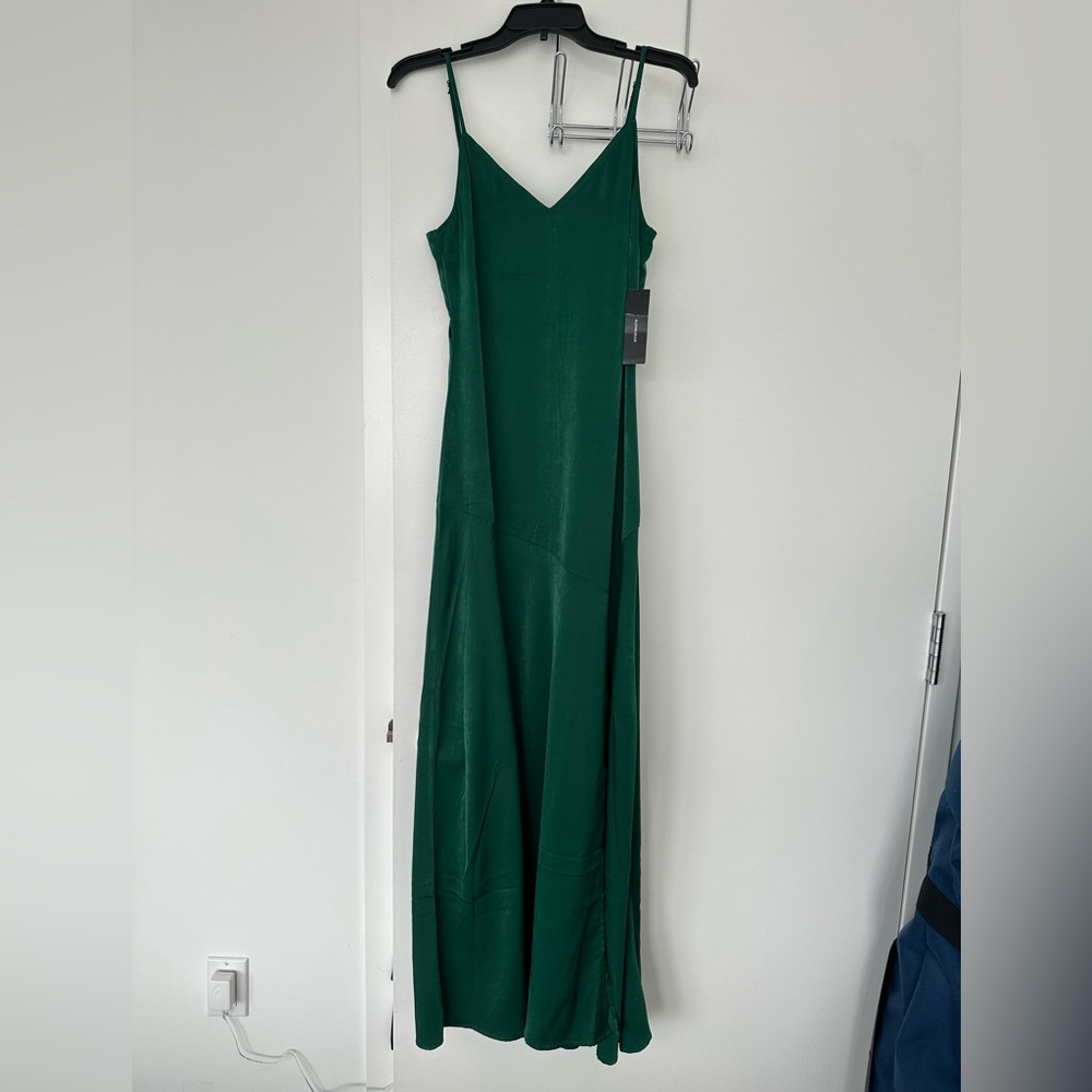 Lulu’s Hot Date Emerald Green Satin Maxi Dress in Size Small